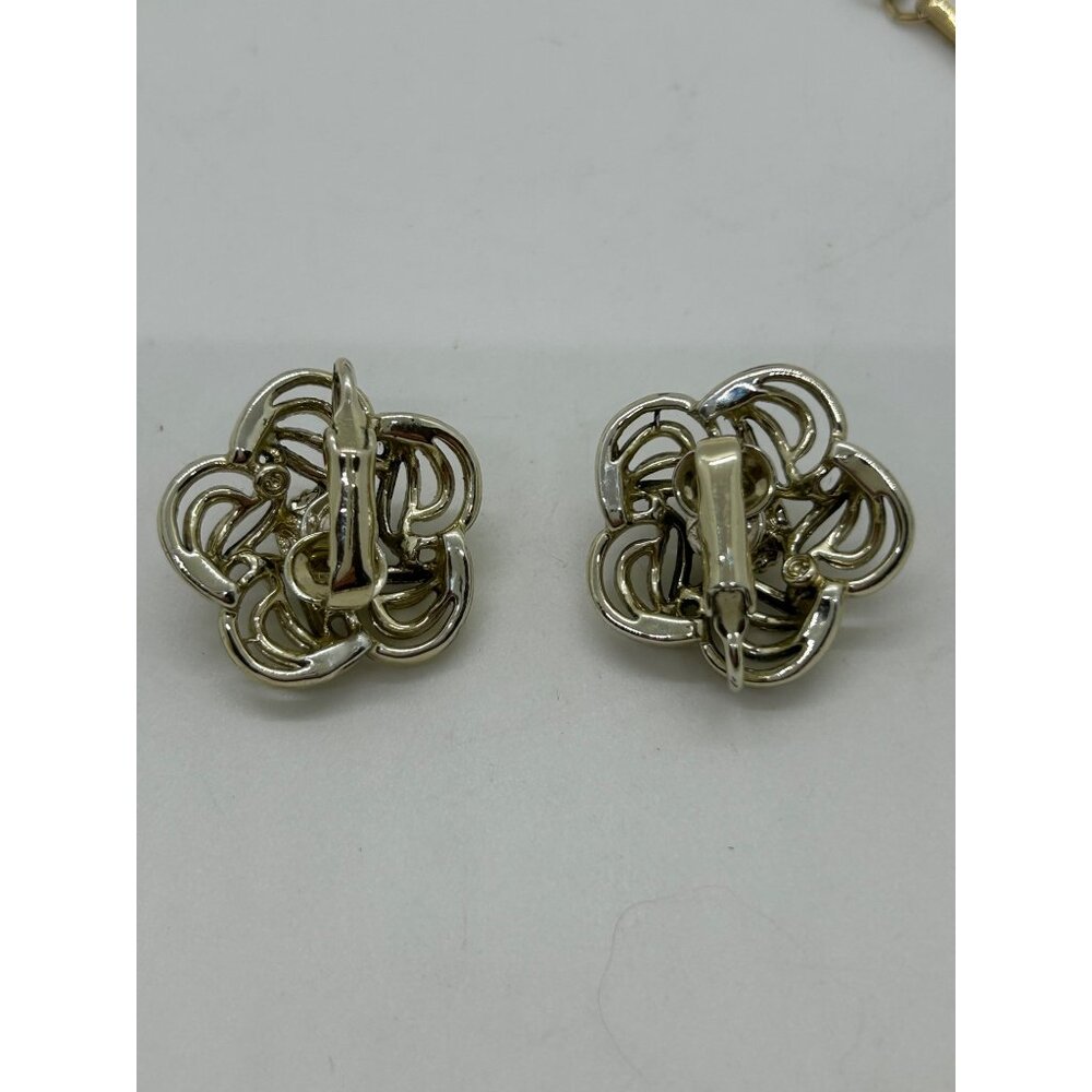 Vintage Coro Gold-Tone Necklace & Matching Unsigned Clip-On Earrings Set - Picture 12 of 15